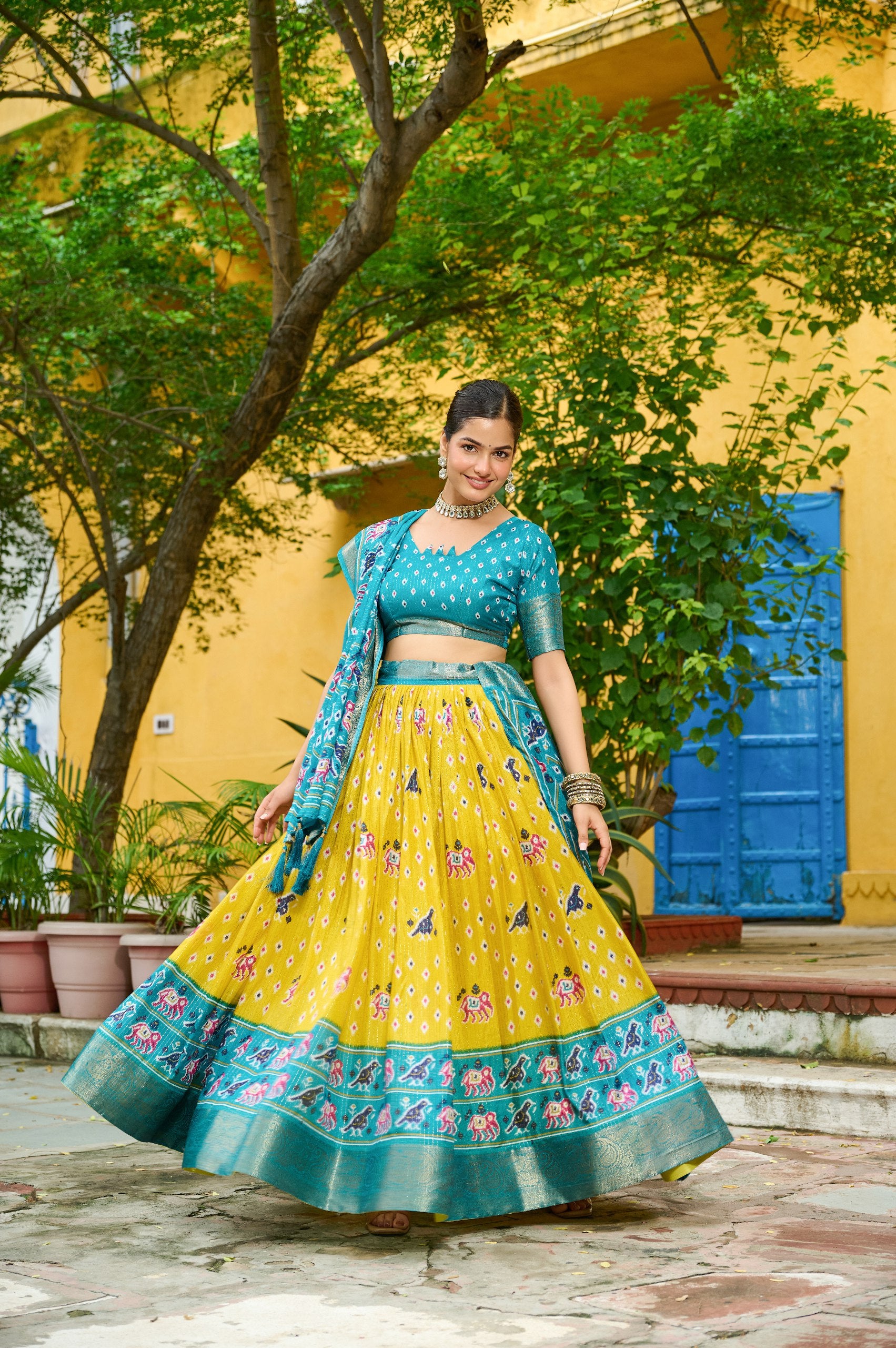 ✨ Heavy Lichi Jacquard Lehenga Choli with Dupatta (Stitched, Upto Size 44) | Bridal Party Wear ✨