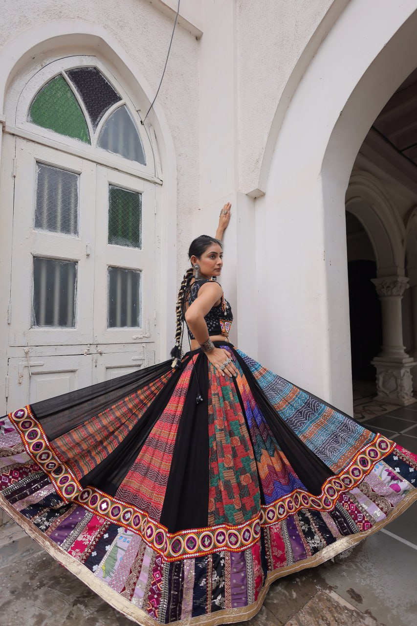 Product Code: LW-7135 - Traditional Gamthi Embroidered Lehenga Set NAVRATRI