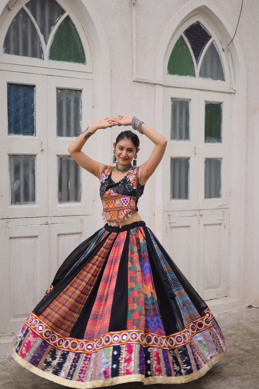 Product Code: LW-7135 - Traditional Gamthi Embroidered Lehenga Set NAVRATRI