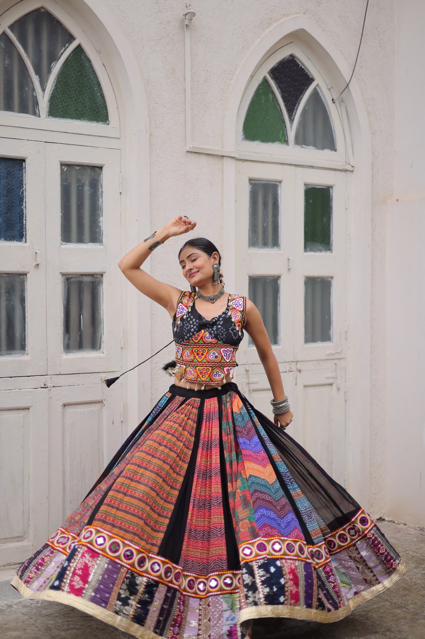 Product Code: LW-7135 - Traditional Gamthi Embroidered Lehenga Set NAVRATRI