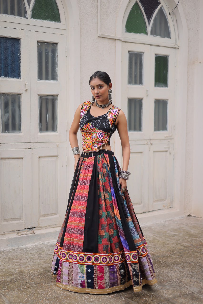 Product Code: LW-7135 - Traditional Gamthi Embroidered Lehenga Set NAVRATRI