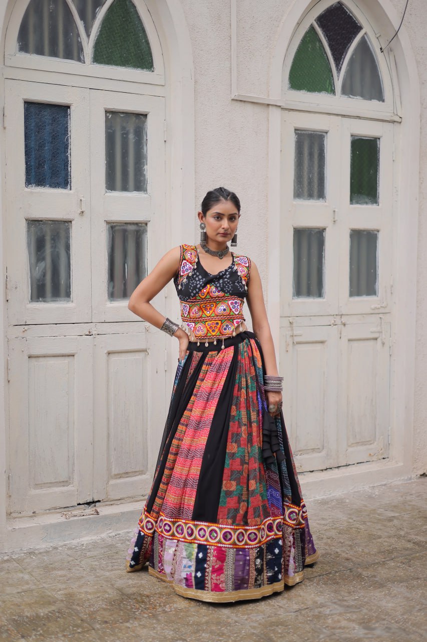 Product Code: LW-7135 - Traditional Gamthi Embroidered Lehenga Set NAVRATRI