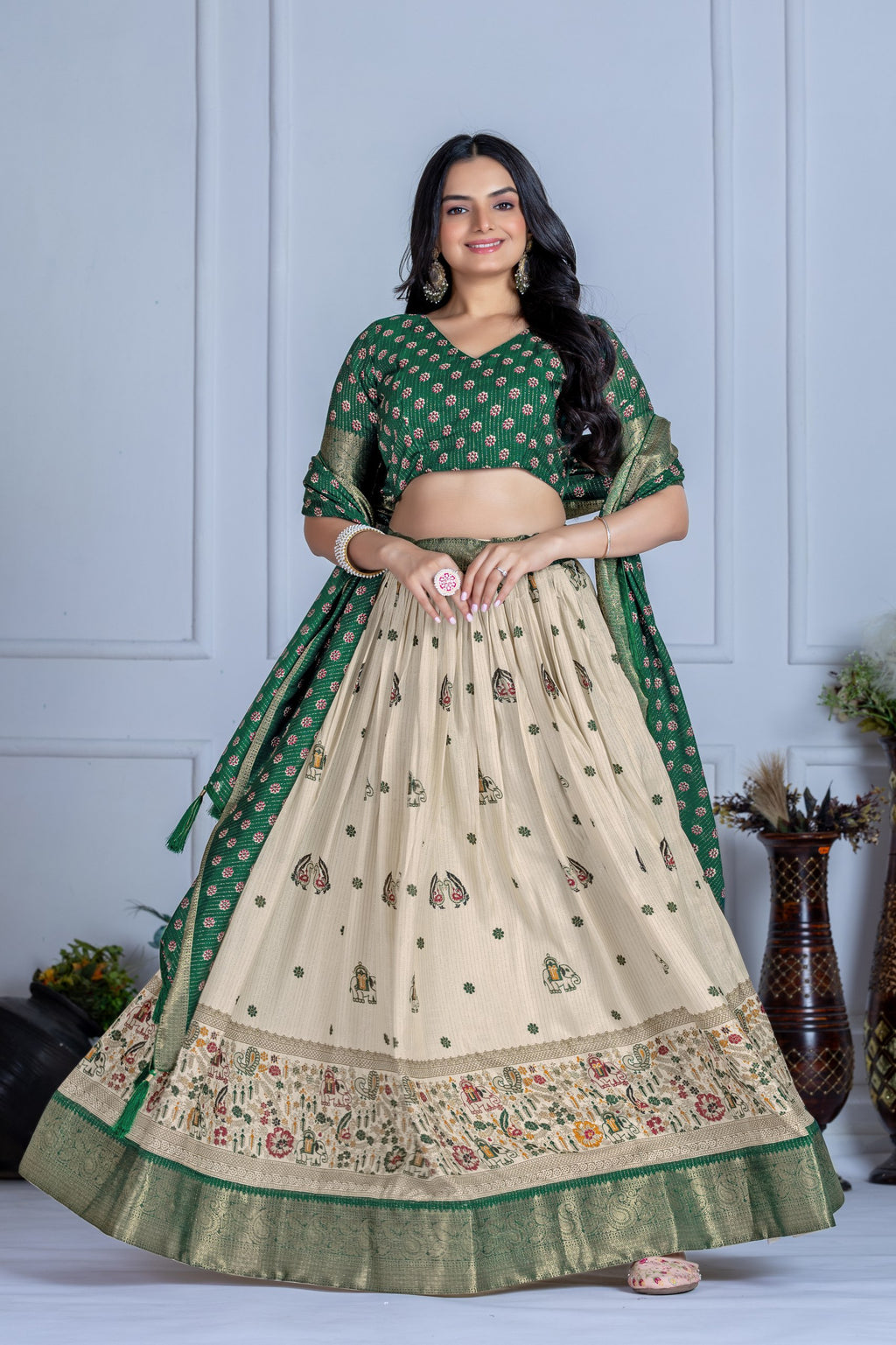 ✨ "Heavy Lichi Jacquard Lehenga Choli with Dupatta | Stitched Upto Size 44 | Wedding & Party Wear (1.2 KG) 🌹"