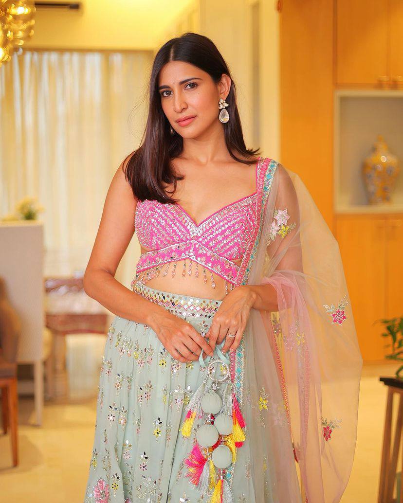 Fox Georgette Lehenga with Real Mirror Sequins Embroidery & Net Dupatta – Semi-Stitched Partywear Set